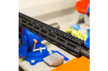 Image of AIM Sports Inc AR-15/M4 M-LOK Wraith Handguard, 10in, Black, Medium, US-AS001