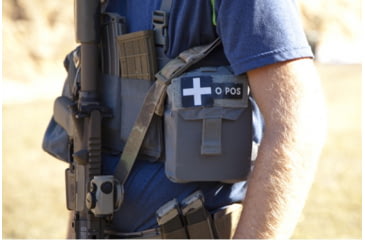 Image of Blue Force Gear Helium Whisper Ten Speed Horizontal Triple M4 Mag Pouch, Wolf Gray HW-TSP-HZ-M4-3-WF