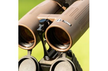 Image of Bushnell Quick Release Binocular Tripod Adaptor, Fits Most Models, Box 5L, BAHQRADPT