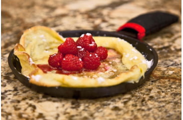 Image of Camp Chef Skookie Cast Iron Pan With Chocolate Chip Cookie Mix, Black, CICS7C