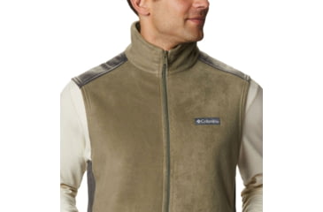 Image of Columbia Steens Mountain Vest - Men's, Stone Green/Shark, Large, 1639261397StnGn,ShkL