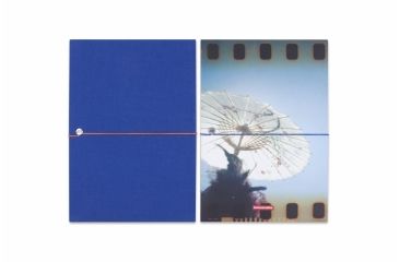 Image of Lomography Photo Accordion - Landscape 2, blue andphoto 228
