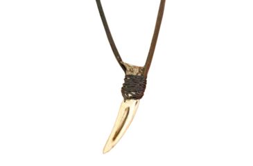 Image of Museum Replicas 300 Spartans WolfS Tooth Necklace, Resin, 881009