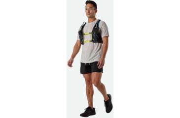 Image of Nathan Pinnacle 4l Vest Black/lime Sm NS40260-00022-S