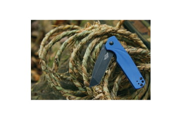 Image of Olight Ratel Linerlock Blue