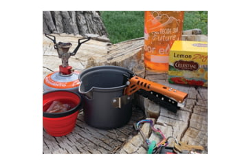 Image of Outdoor Element Handled Pot Gripper Tool