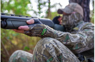 Image of Primos Hunting Stretch Fingerless Gloves, Mossy Oak Bottomland, One Size, PS6681