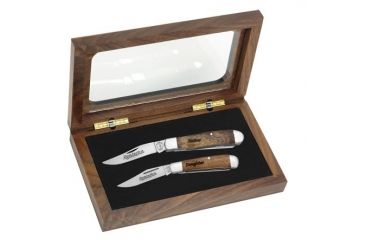 Image of Remington Father and Daughter Trapper Folding Knives Set, Gun Stock Walnut Handle R18044