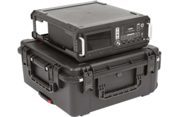 Image of SKB Cases Seres Case Wth Removeable 3U Injecton Molded 20in Rack Cage, Tsa Lockng Latches, Wheels, 3I-2424M103U