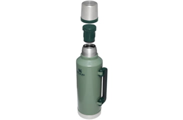 Image of Stanley The Legendary Classic 2.5 qt Bottle, Hammertone Green, 2.5 qt / 2.3 L, 10-11349-001