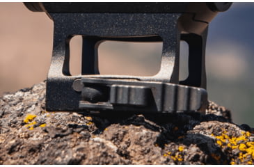 Image of STNGR Quick Detach T1/T2 Lower 1/3 Co-Witness Mount, Black, QDRDMount