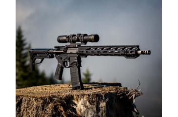 Image of STNGR RPTR M-Lok Free Float Handguard for AR15/M4, Anodized Black, 15 in, 15RM