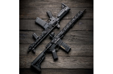 Image of STNGR VYPR M-Lok Free Float Handguard for AR15/M4, Anodized Black, 15 in, 15VM