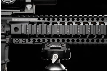 Image of Strike Industries ARCA QD Picatinny Adatper, 1/4in and 3/8in Threads, Black, One Size, SI-ARCA-TRI-PADA-BK