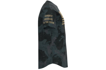 Image of Under Armour Pjt Rock Vet Day Flag Short Sleeve Tshirt - 13684080012X