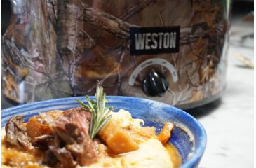 Image of Weston Products Slow Cooker, 8 Qt with Lid Latch Strap, Realtree, 03-2200-RT