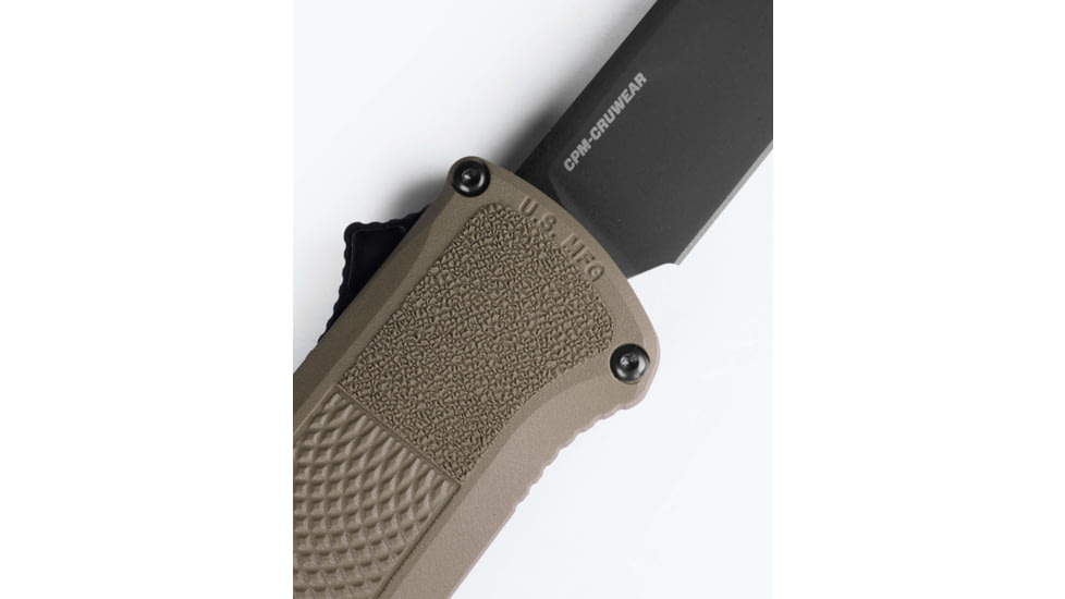 Benchmade Shootout 3.51in Automatic Folding Knife