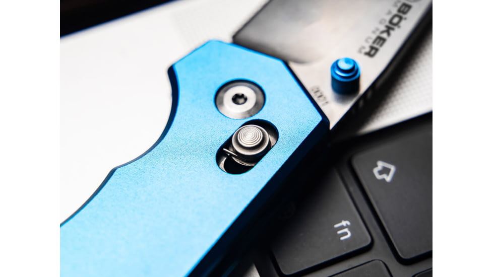 Boker Rockstub Axis Lock Blue