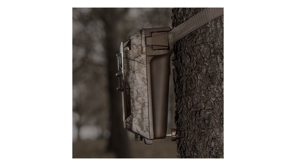 Bushnell Impulse AT&amp;T No Glow Infrared Cellular Game Camera 20 Megapixel, Treebark Camo, 119900A