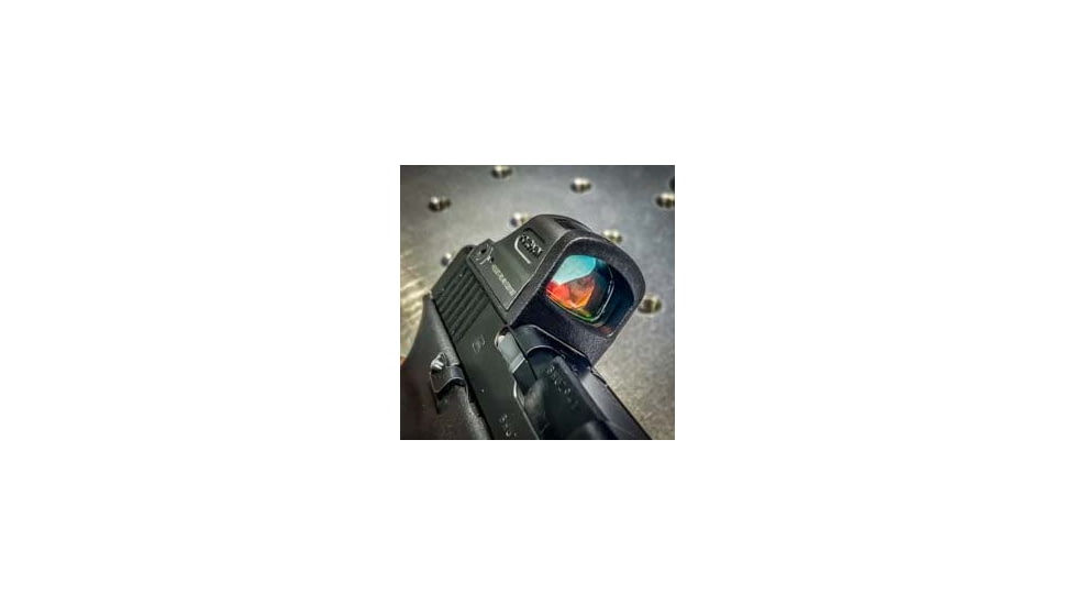 C&amp;H Precision Weapons V4 Defender MIL/LEO Adapter Plate, Glock MOS, Holosun 407C/507C Round Face, Black, GL-HOLO7-DEF-ROUND