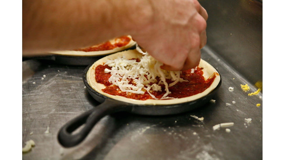Camp Chef Skookie Cast Iron Pan With Chocolate Chip Cookie Mix, Black, CICS7C
