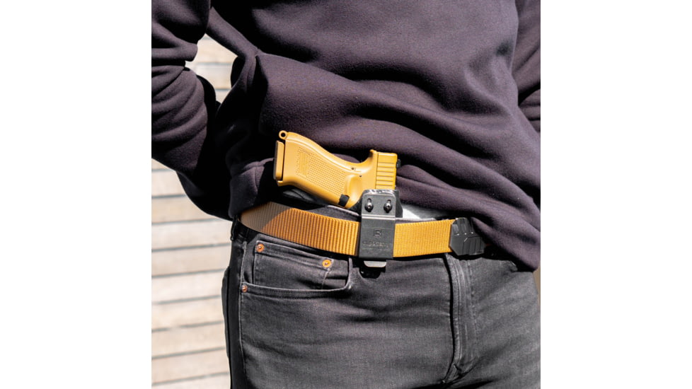 Clip &amp; Carry IWB Kydex Holster for the Glock 19, 19x, 23, 32, 44, Carbon Fiber Black, Right-Handed, G19-CF-BLK-R