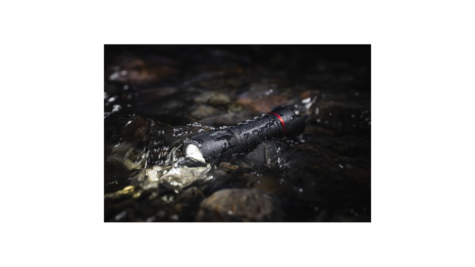 Coast PS500R Flashlight