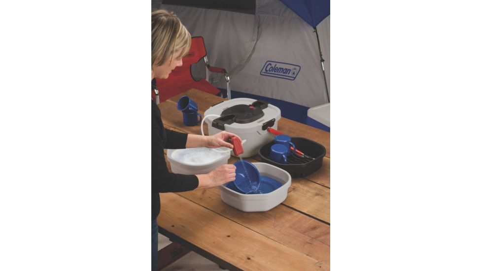 Coleman All In One Portable Sink, Continuous Spray W/ On, Off Nozzle 2000016453