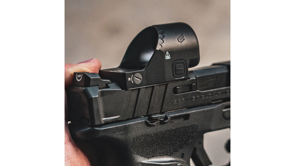Cyelee Optics Chameleon Reflex Red Dot Sight, 1.04x0.89in, 2 MOA Dot, 6 MOA Dot, Black, X0051EOGMT