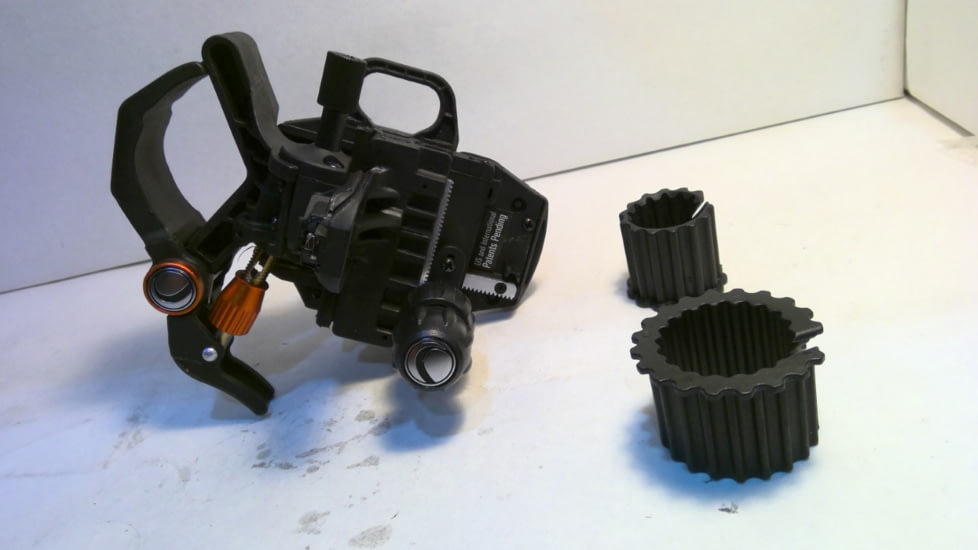 EDEMO Celestron NexYZ 3-Axis Universal Smartphone Adapter, 81055, EDEMO2