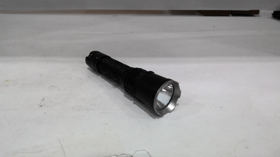 EDEMO Klarus XT21X 1 x 21700 CREE XHP70.2 P2 LED Tactical Flashlight, 4000 Lumens, Black, XT21X, EDEMO1