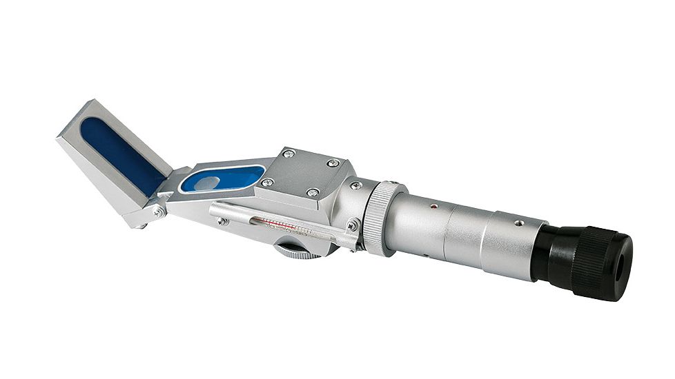 Extech Instruments Brix Refractometer, 0-41%, 42-71%, 72.90%, RF30