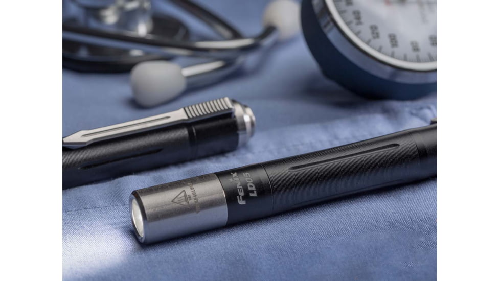 Fenix LD05 V 2.0 CW 2AAA Handheld Flashlight, LD05V2CW