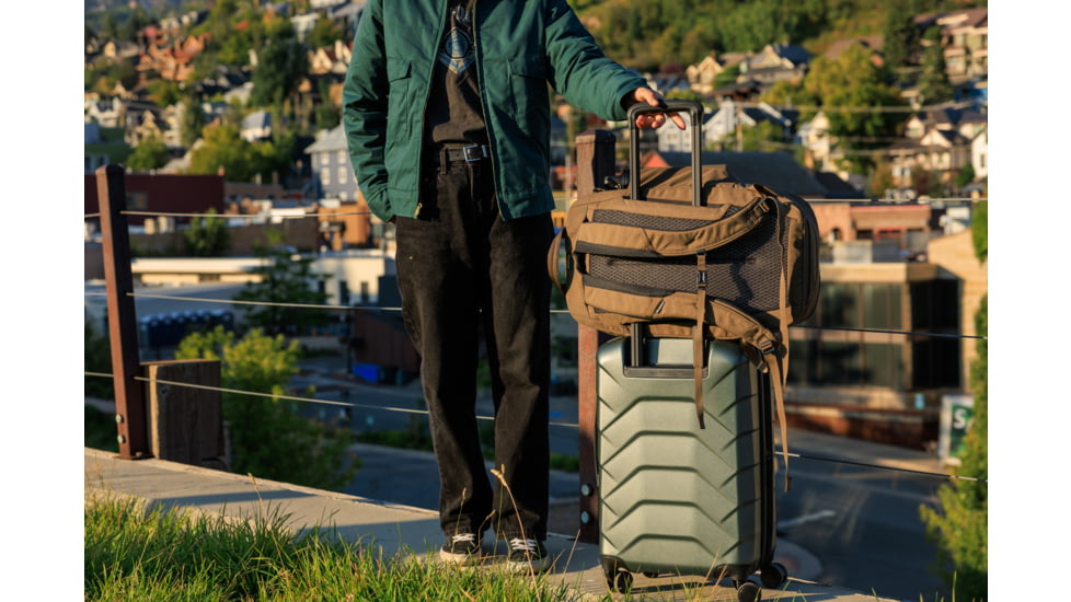 Gregory Cache Large Spinner Rolling Luggage