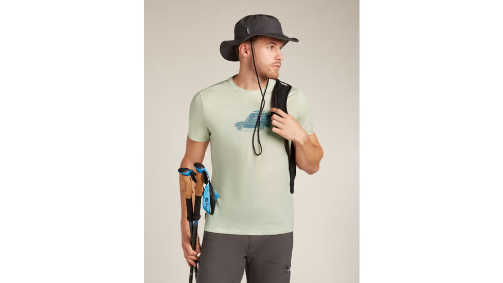 Icebreaker Merino 150 Tech Lite SS T-Shirt Cosy Camper - Mens, Ashen, 2XL, IB0A576E01TXXL