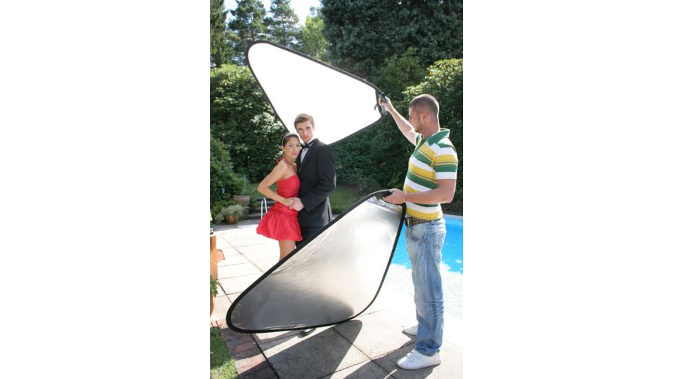 Lastolite 18 in Mini Trigrip - Sunlite/Softsilver in Designed For Digital in LL-LR3528