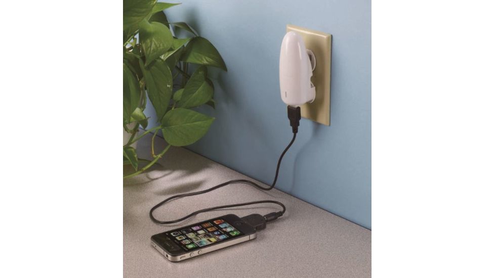 Lewis N Clark Home/Car USB 2.0 Charger 2524