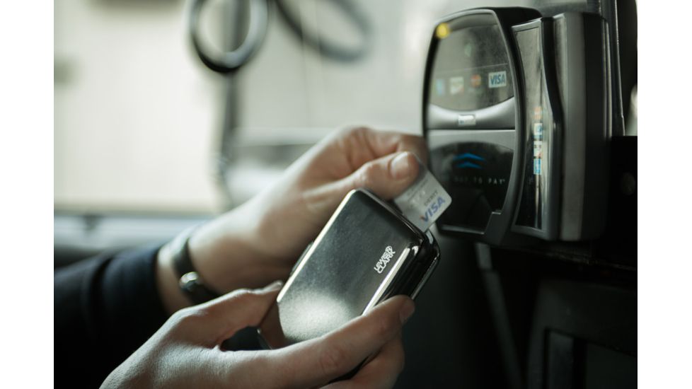 Lewis N Clark RFID Aluminum Wallet, Black 1201BLK