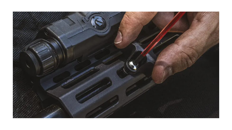 MDT M-LOK Adjustable Thumb Rest, Black, 106900-BLK