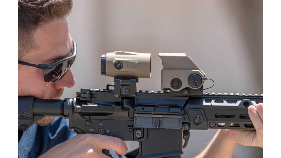 Meprolight MMX3 3x18mm Micro Magnifier w/ Quick Flip, QD Picatinny, Black, 2.8x1.4x1.74 inch, 8016000100