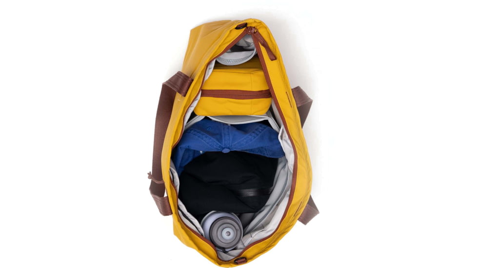 Moment 19L Everything Tech Tote, Workwear, 106-198