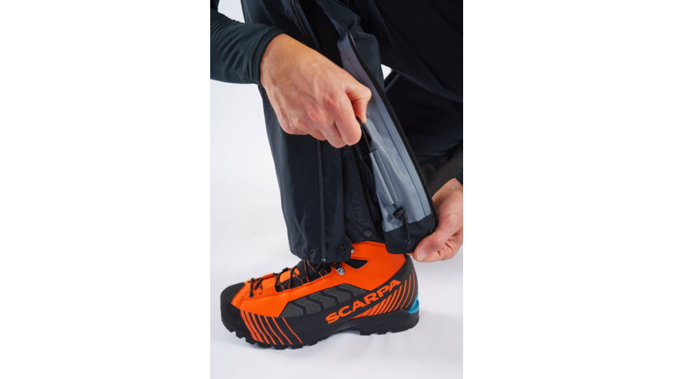 Montane Alpine Resolve Pants, Regular Inseam - Mens, Black, Medium, MARPRBLAM10