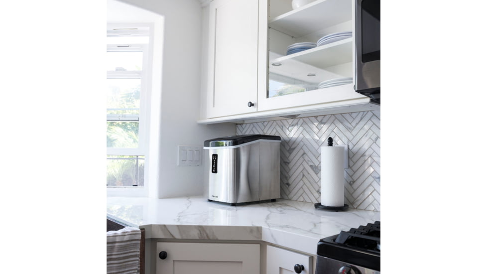 NewAir 28 lbs. Countertop Ice Maker, Multi, AI-100SS