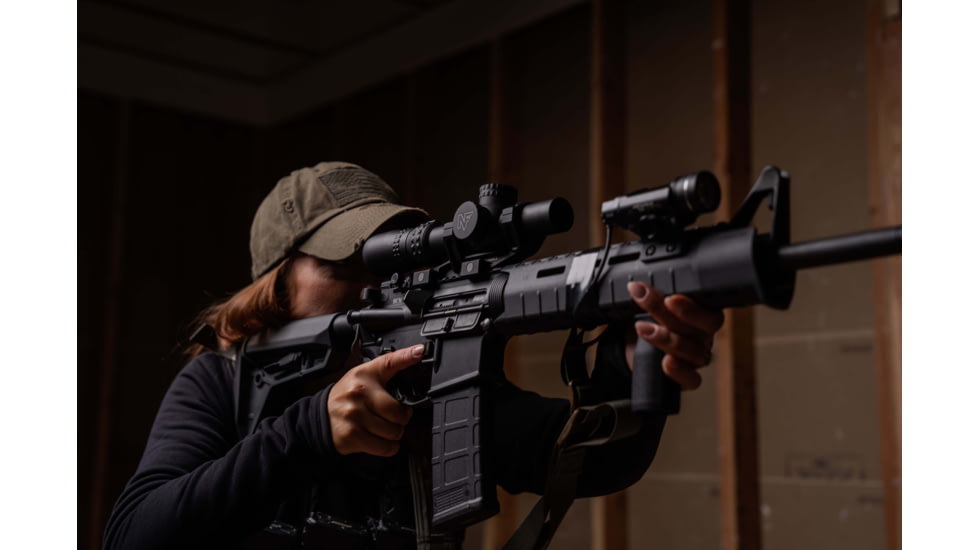 NightForce NX6 1-6x24mm F2 30mm Tube Rifle Scope, Second Focal Plane