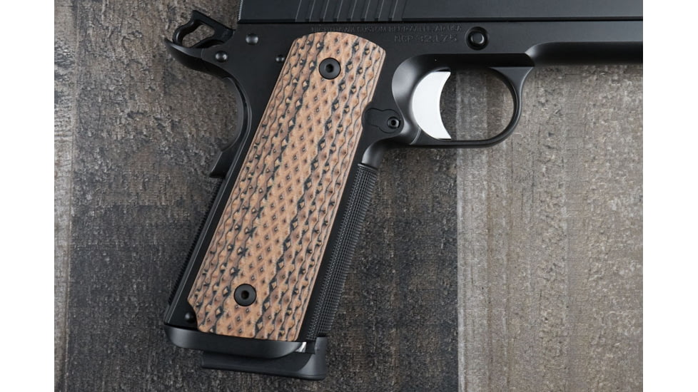 Nighthawk Custom Diamond Back Grips, Hyena Brown w/Super Scoop, Govt., Like Costa Recon, G161