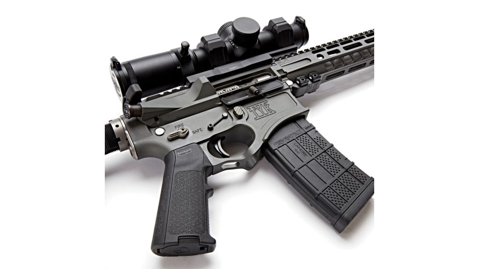 Open Box, Dealer Demo, HI-LUX Hi-Lux Optics CMR8 1-8X26 Rifle Scope w/Green Reticle, Matte Black CMR8F