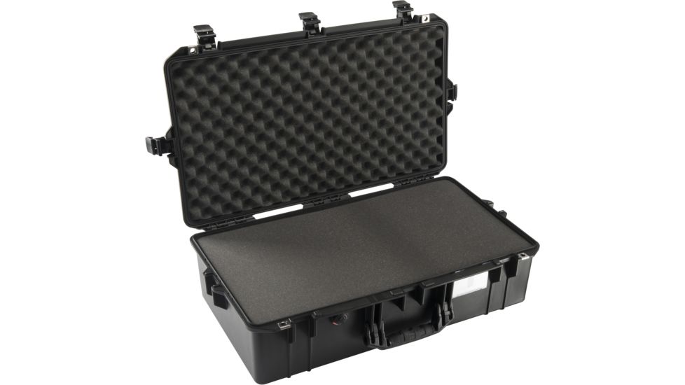 Pelican 1605 Air Protector Case w/Foam, Black 016050-0000-110