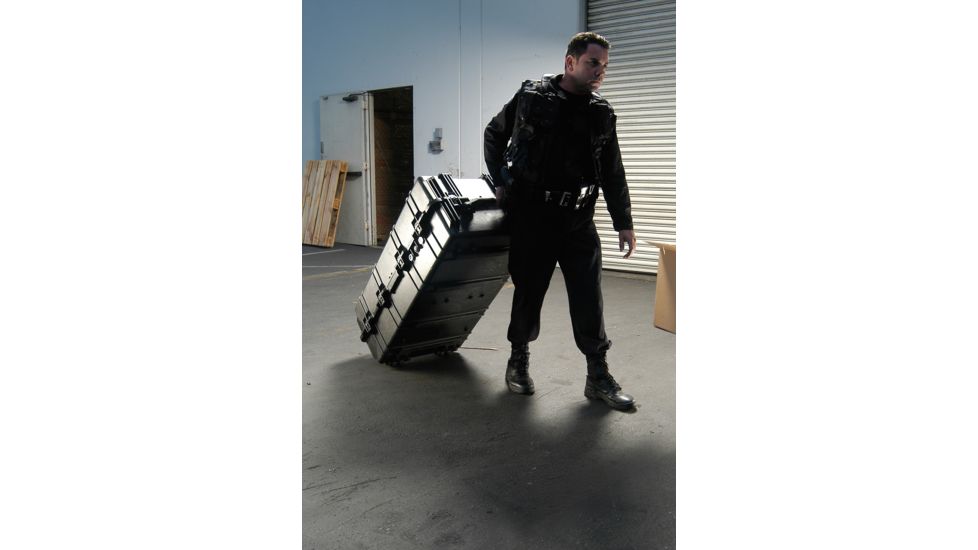 Pelican 1780T Transport Watertight Case, w/ Liner &amp; Rifle Foam Cut, Black 1780-006-110