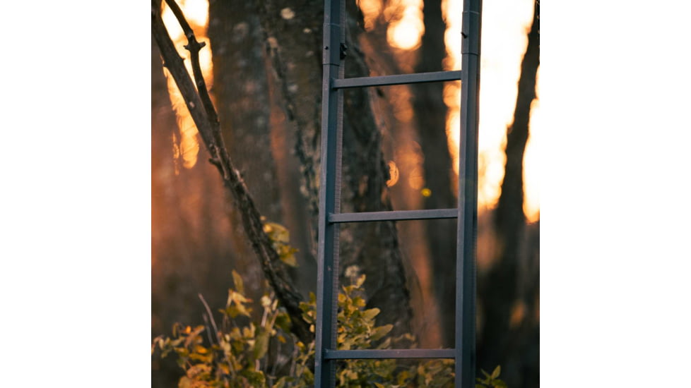 Rivers Edge Treestands Lockdown Wide 1-Man Treestand, Black, 811603010170