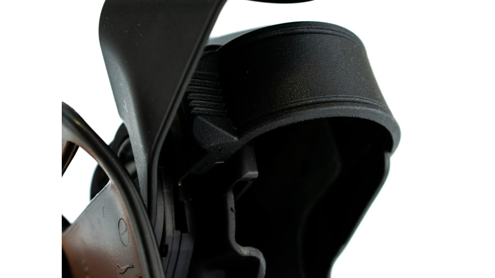 Safariland Model 6360RDS ALS/SLS Mid-Ride Level-III Duty Holster, Smith &amp; Wesson M&amp;P 9L/40L, SureFire X300U, Right, STX Plain, Black, 6360RDS-8192-411